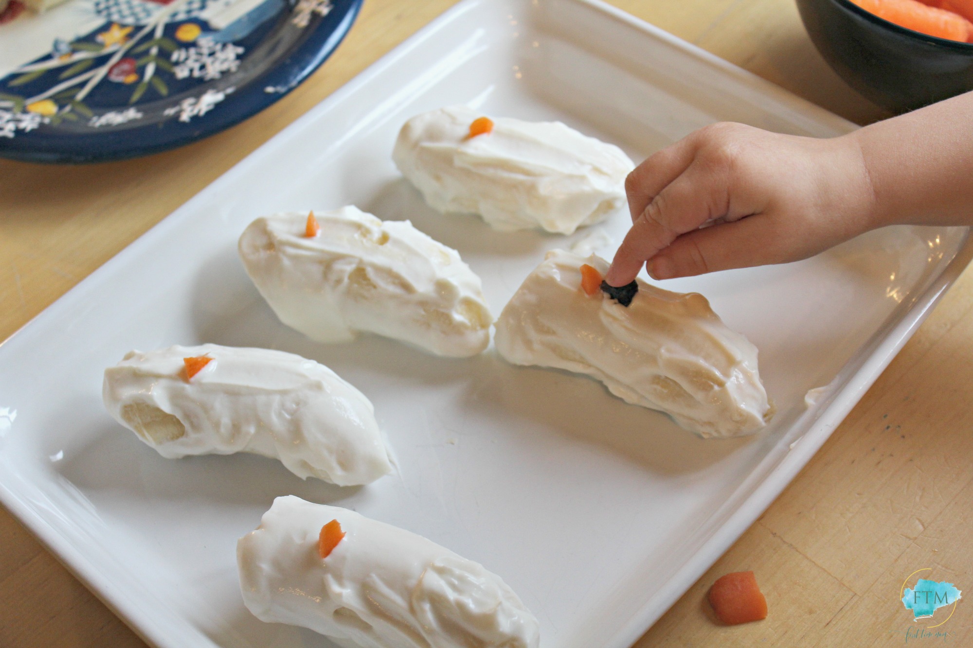 Snowman Snack Banana Pops : a healthy snack